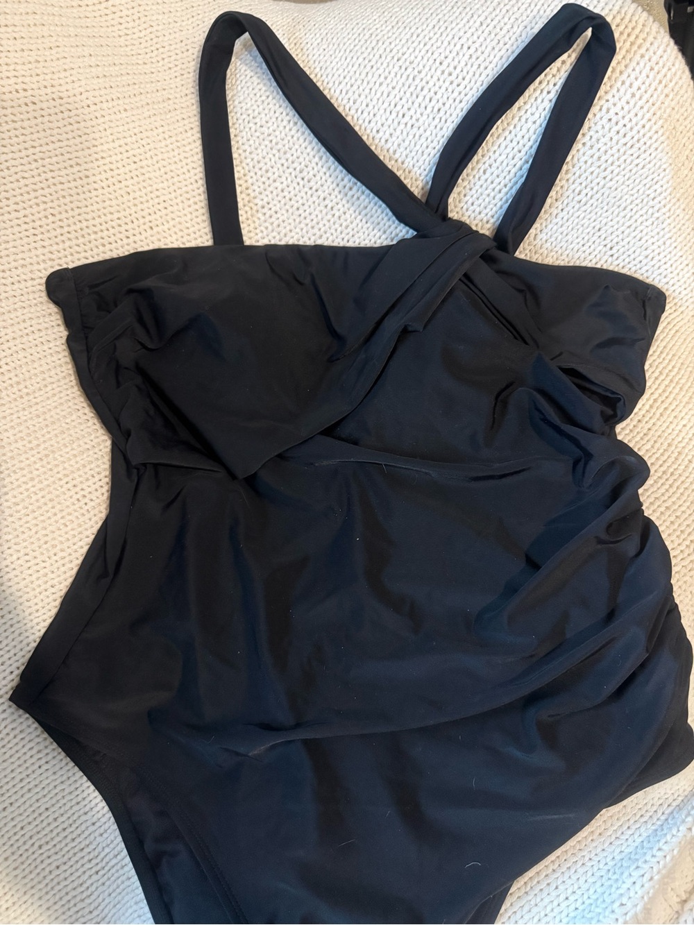 Cupshe Black Cross-Strap One-Piece Swimsuit - Picture 7 of 8